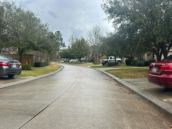 4th image of 235 Soaring Pines Pl