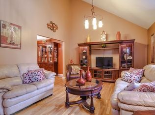 28 Speen St #28, Natick, MA 01760