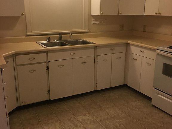 Kitchen Room Large One Bedroom