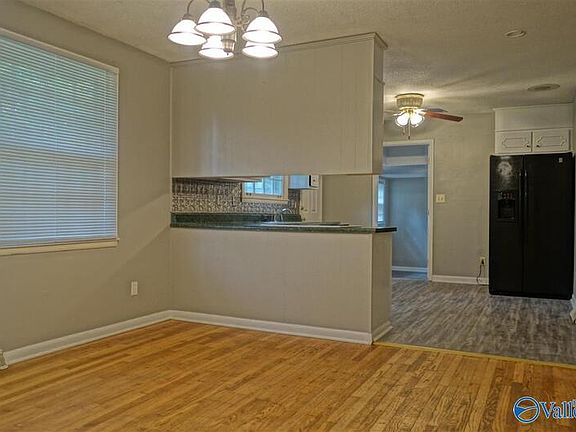 4th image of 7805 Hilton Dr SW
