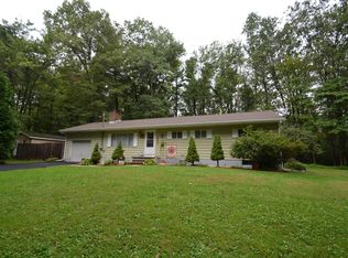 110 Brink Rd, Saylorsburg, PA 18353