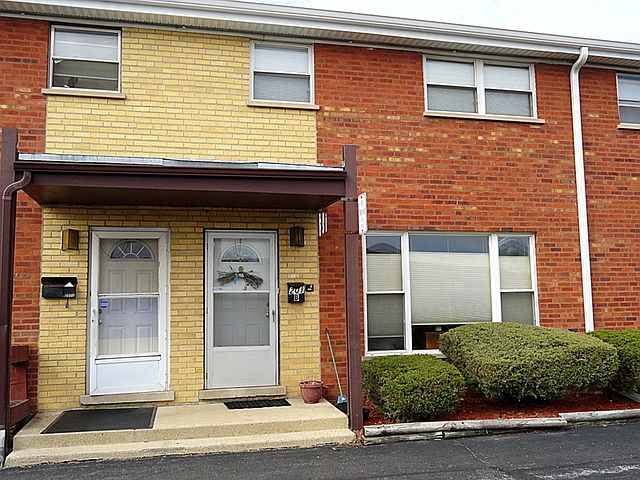 2nd image of 201 Linn Ct APT B