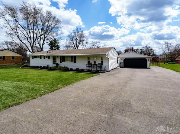 4169 Ridgecliff Dr, Dayton, OH 45440