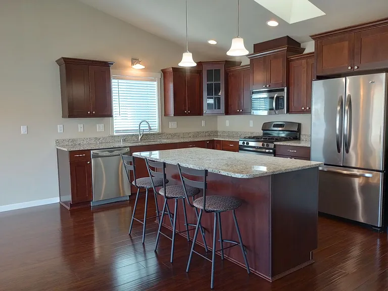5562 Fisher Pl — Photo 2