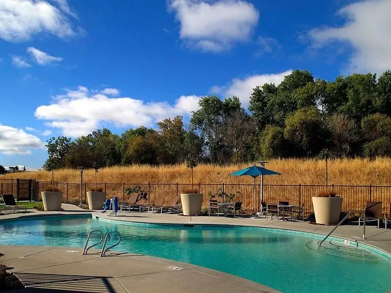 720 Fernleaf Dr — Photo 22