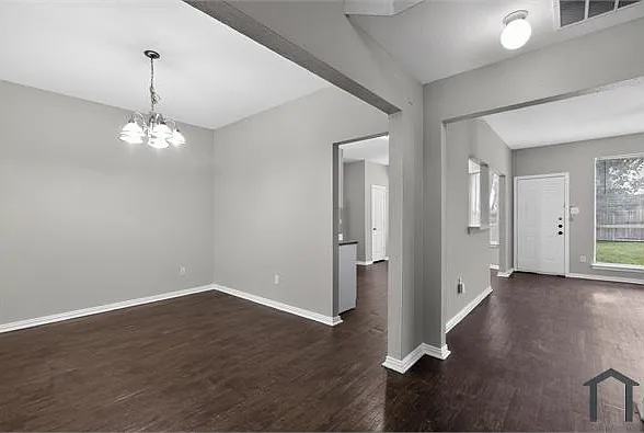 2740 Windswept Ln — Photo 6
