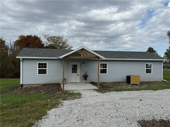 401 Walnut St, Pattonsburg, MO 64670