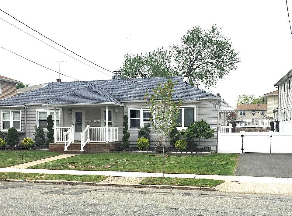 1st image of 206-208 Sanford Ave