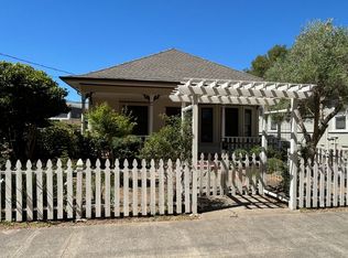 1051 3rd St, Santa Rosa, CA 95404