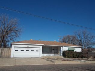 1108 13th St, Abernathy, TX 79311