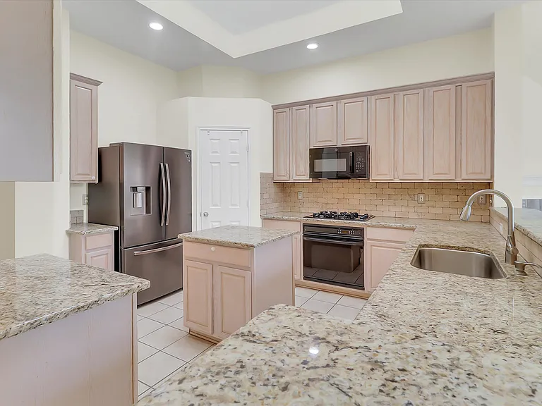 4309 Pearl Ct — Photo 12