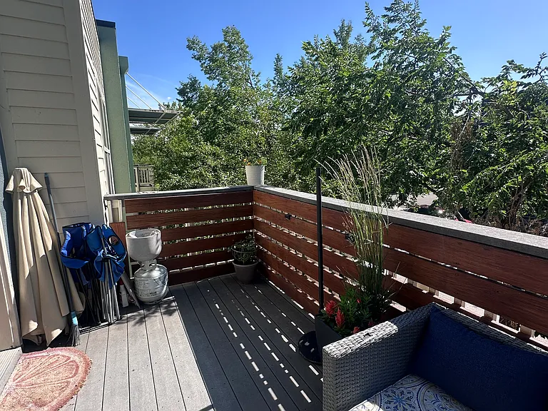 2818 Syracuse St #221 — Photo 59