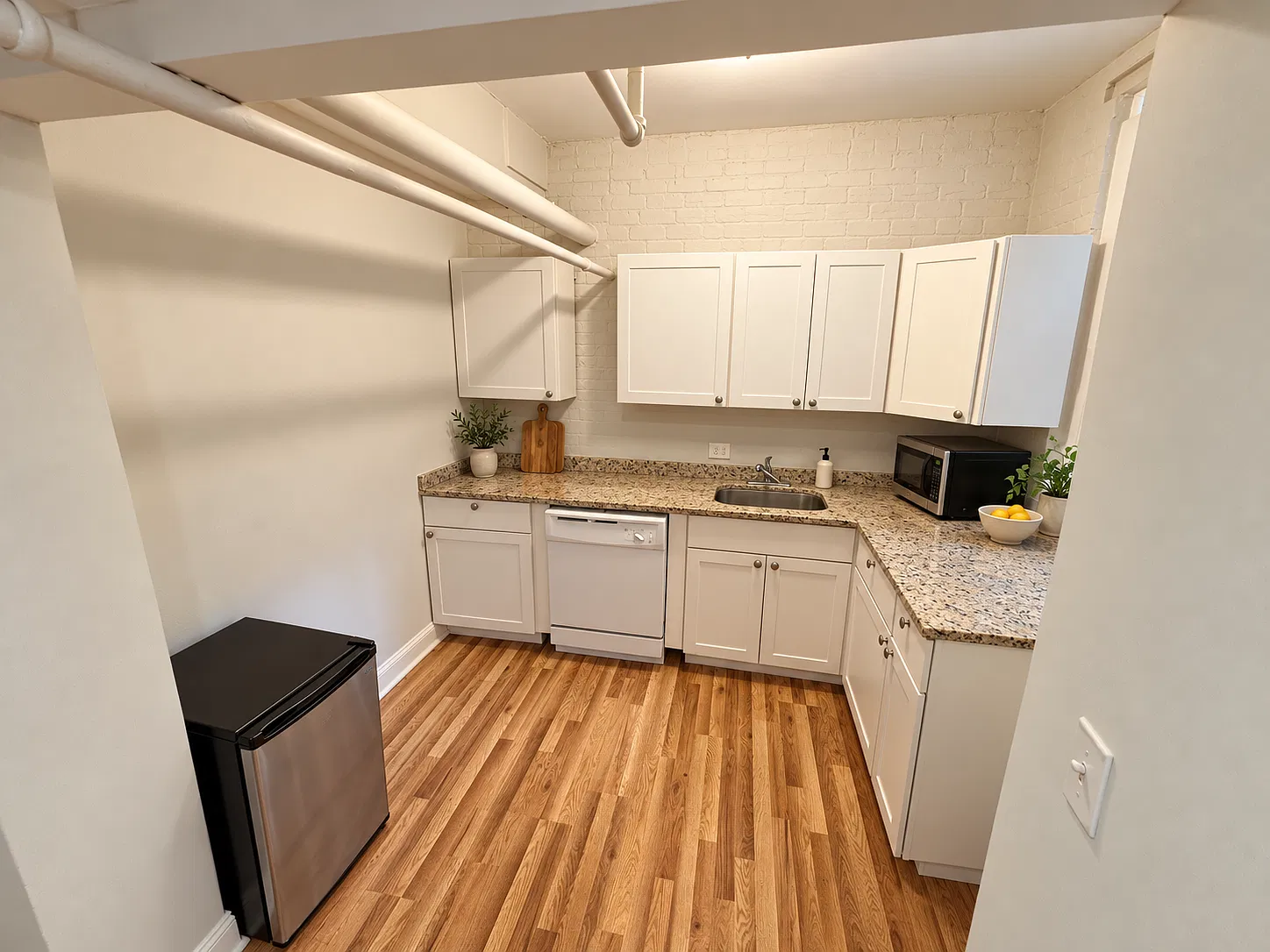 1180 Commonwealth Ave — Photo 3
