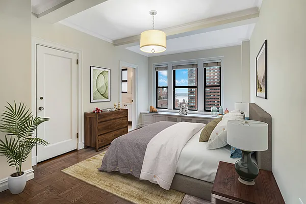 Sold by Compass | media 3