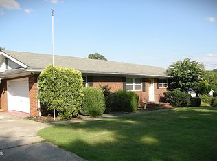 334 Westmoreland Dr, Maryville, TN 37803