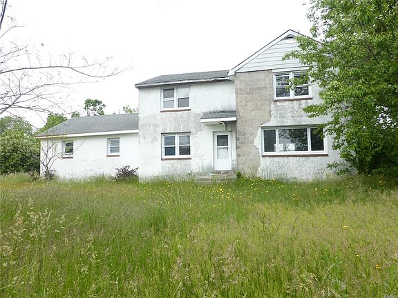 2nd image of 43 Lincoln Ave