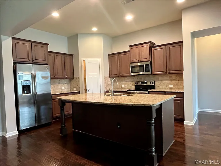 9408 Tillman Ct — Photo 21