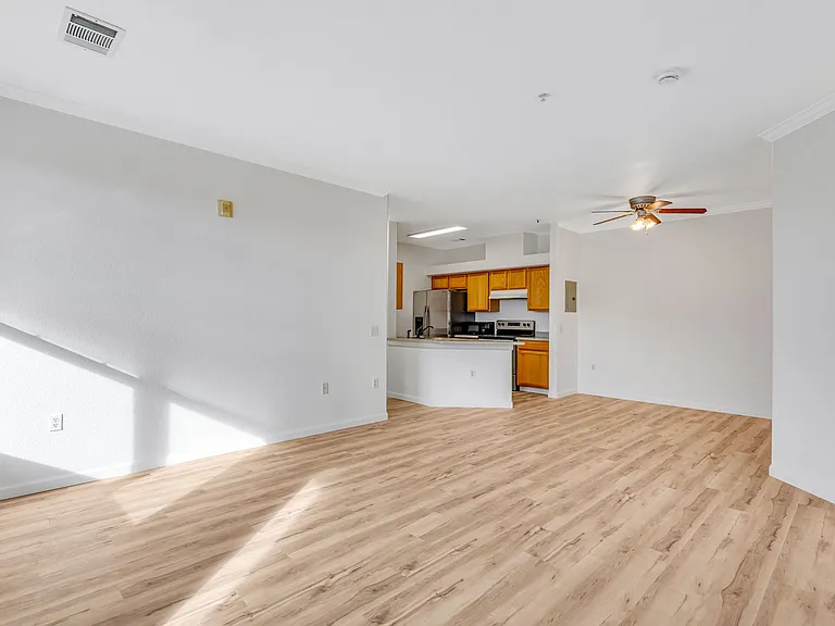 18959 E Warren Dr #207 — Photo 6