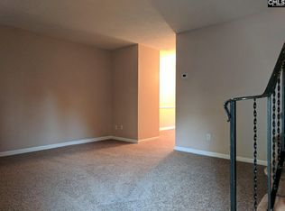 323 Oak Dr, Lexington, SC 29073