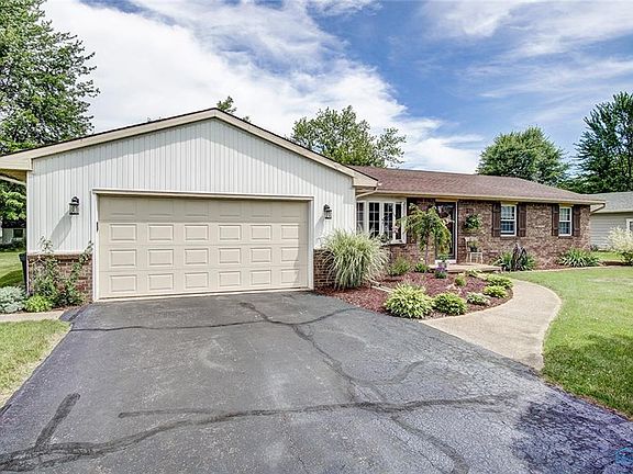 2nd image of 23115 W Winfield Dr