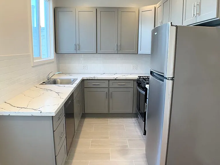 2760 Sutter St #304 — Photo 1