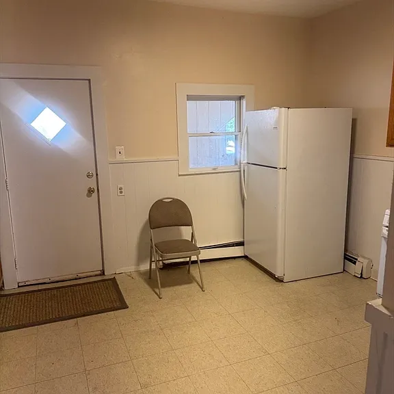 18 Fairview Ave #1 — Photo 2