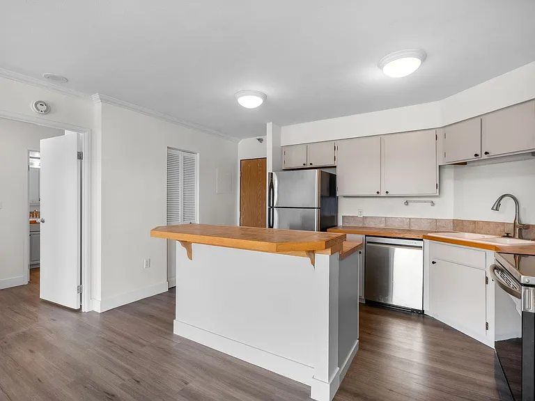 1301 N Speer Blvd #604 — Photo 12