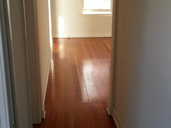 5th image of 343 S Detroit St APT 103