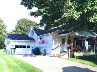 56 River Rd, Sparta, MI 49345