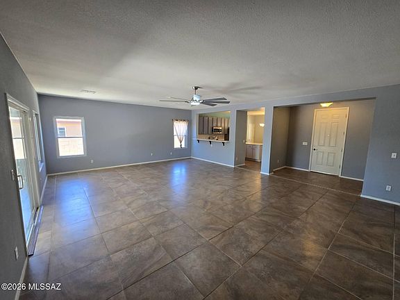4th image of 504 S Sterling Vistas Way