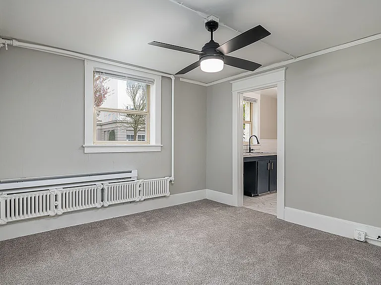 Elegant Renovation! HUGE 1 Bed 1 Bath Available Now! — Photo 11