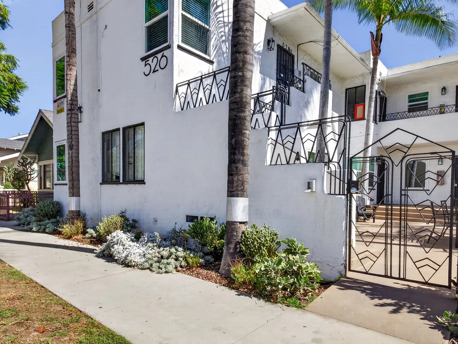 526 Lime Avenue — Photo 4