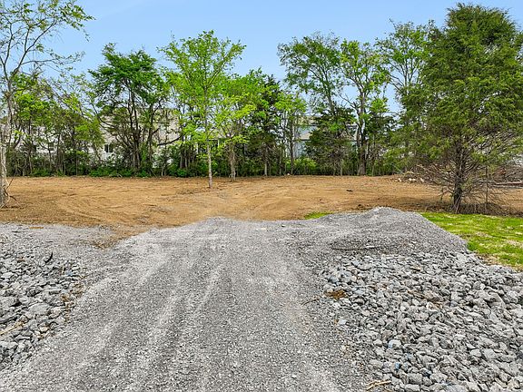 5th image of 1410 Stroud Dr Lot 1-4
