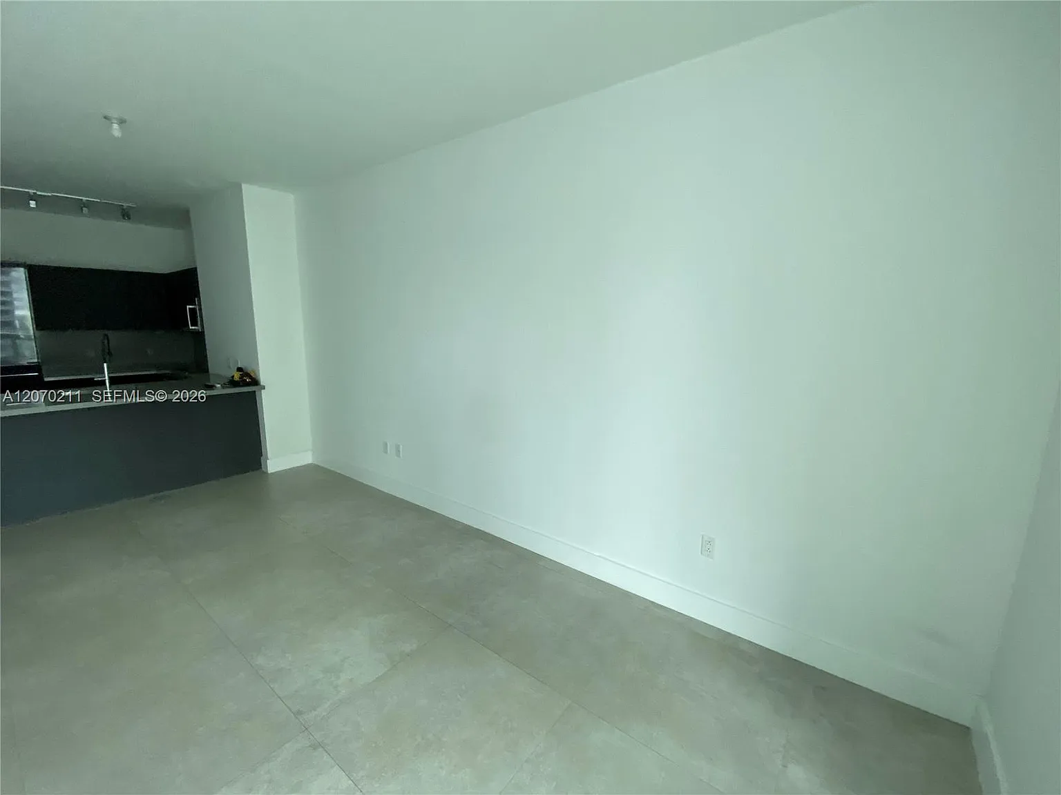 The Bondo (1080 Brickell) — Photo 4