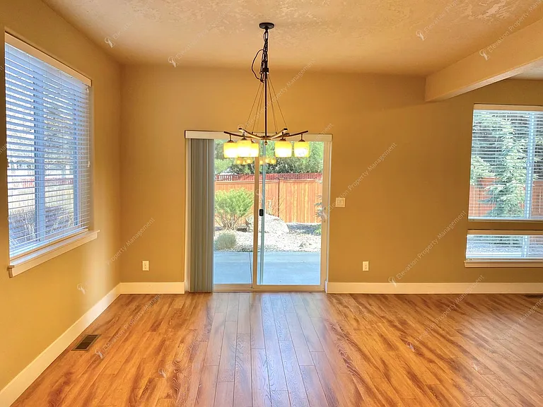 61402 Sunbrook Dr — Photo 12