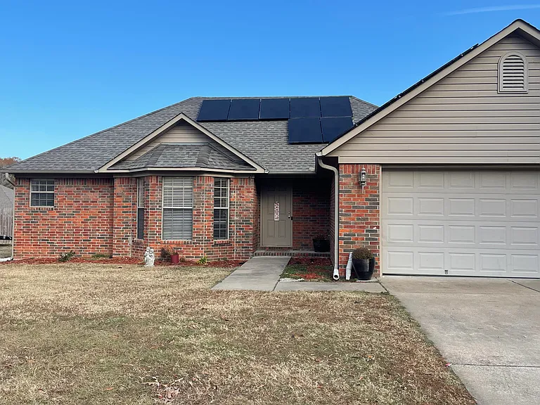 21 Mitchell Cir — Photo 1