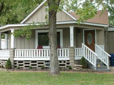 312 E Nichols St, Spring Hill, KS, 66083