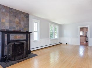 6 Blackwell Pl, Newport, RI 02840