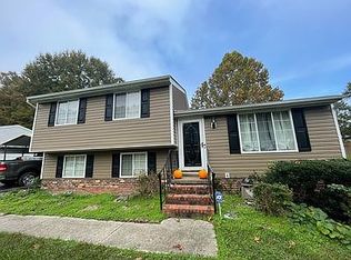 15625 Silvertree Ln, South Chesterfield, VA 23834