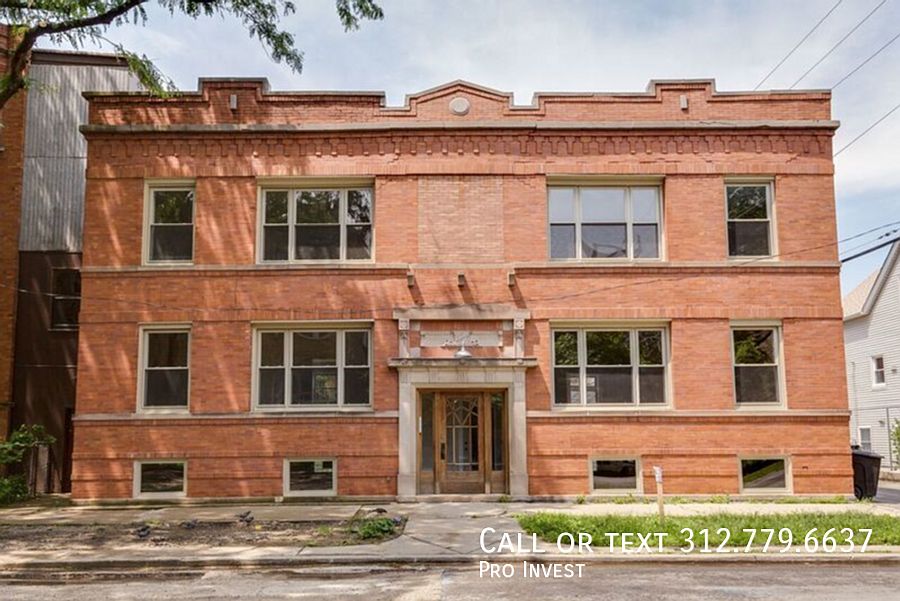 1st image of 2610 N Fairfield Ave #1