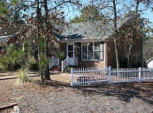 1 Monroe Ln, Pinehurst, NC 28374