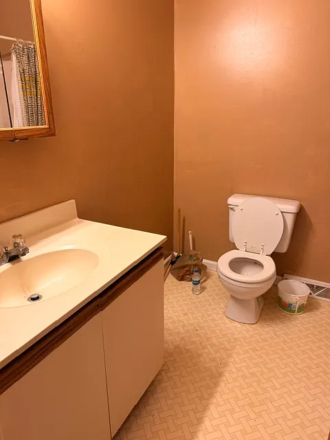 2 bed, 978 sqft, $1,725 — Photo 1