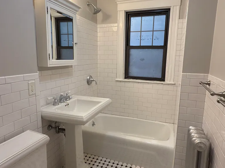 13 Story St #8 — Photo 11
