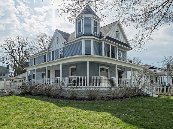 2nd image of 553 Lagrange St