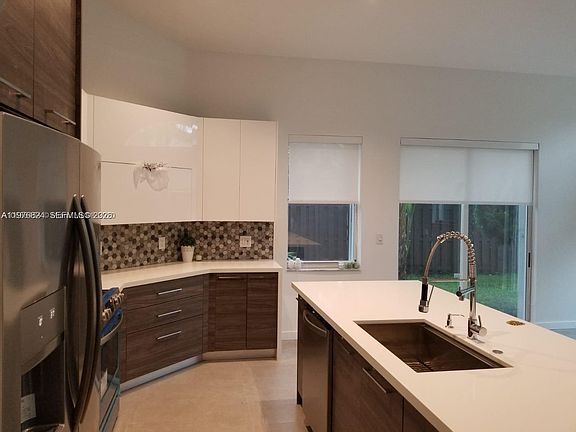5th image of 10889 NW 58th Ter #10889