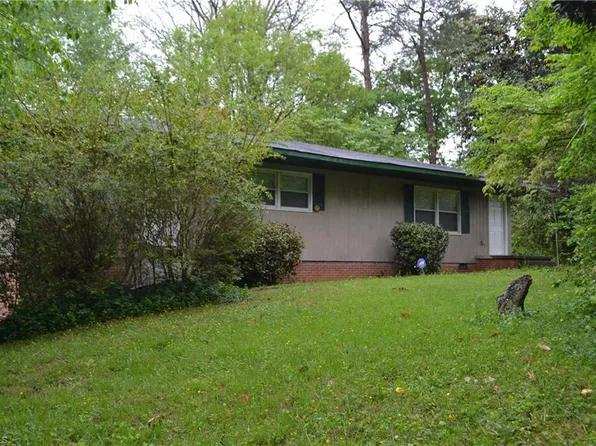 3336 Spring St, Greensboro, NC 27405