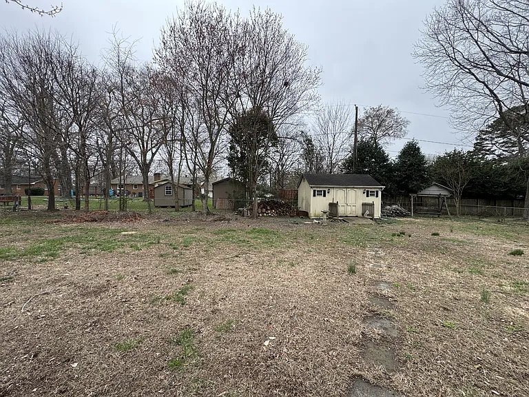 1032 Belmorrow Dr — Photo 21