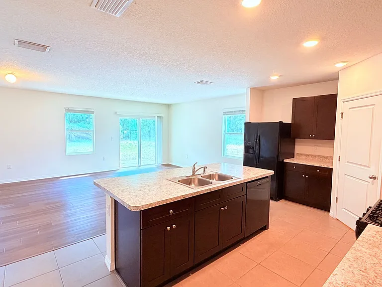 9803 Pepper Tree Pl — Photo 20