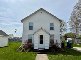 215 N Church St, Clarksville, IA 50619