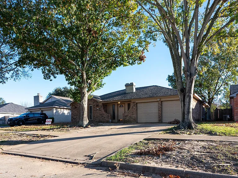 22811 Elkana Deane Ln — Photo 4